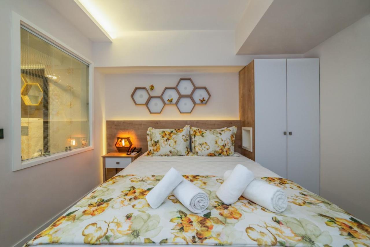 Ece Marina Suites Fethiye Bagian luar foto