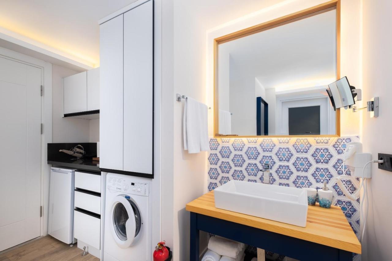 Ece Marina Suites Fethiye Bagian luar foto