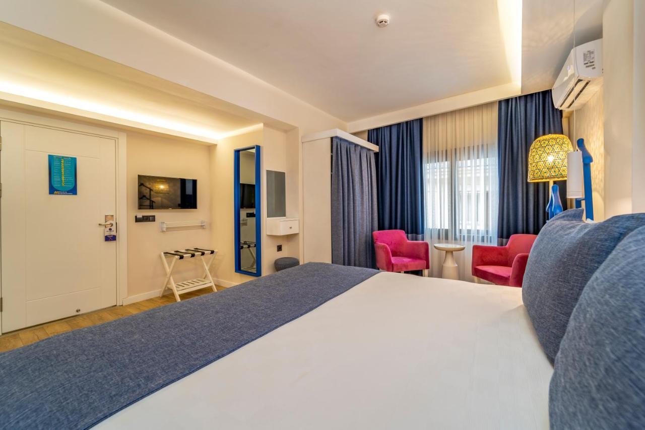 Ece Marina Suites Fethiye Bagian luar foto