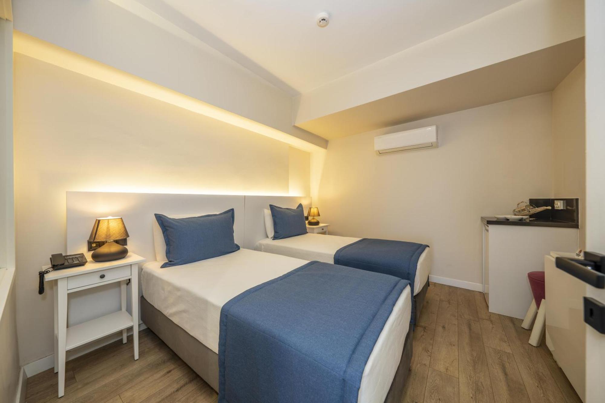 Ece Marina Suites Fethiye Bagian luar foto